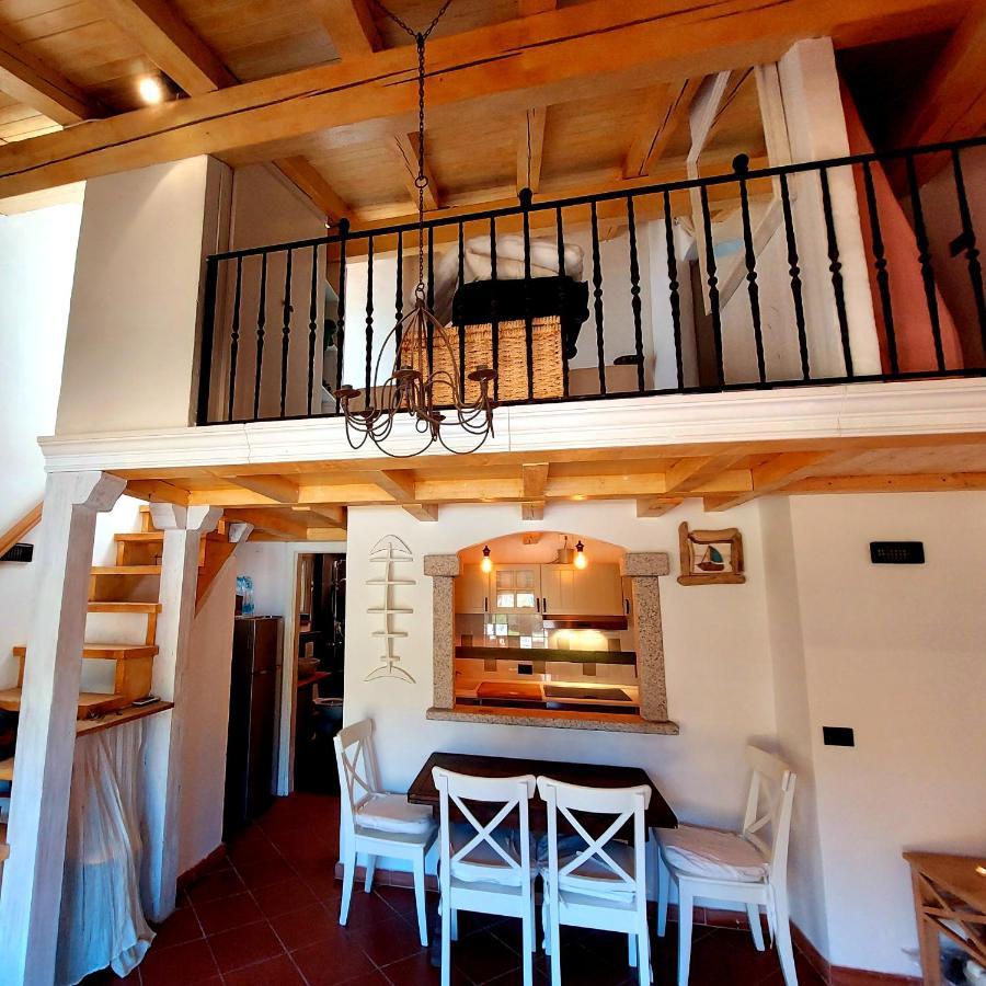 Casetta Bouganville Porto Rotondo Exteriör bild